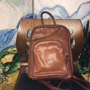 Osgoode Marley woman’s small organizer backpack